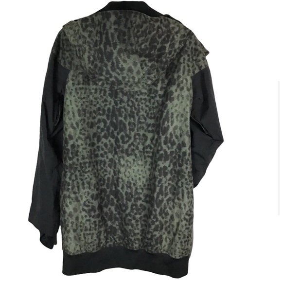 Green and Black Leopard Print ARMADA Ski / Snowboard Jacket - Picture 2 of 11
